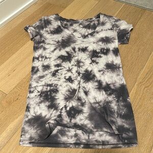 Pink vs short sleeve tye dye shirt